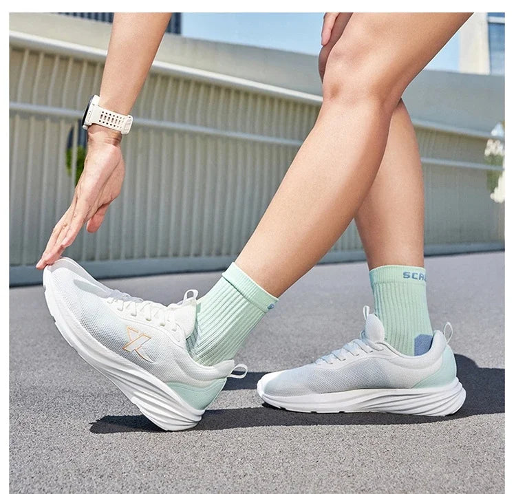 Xtep Women's Running Shoes