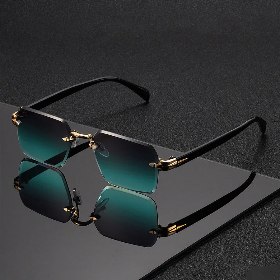 Classic Unisex Fashion Sunglasses