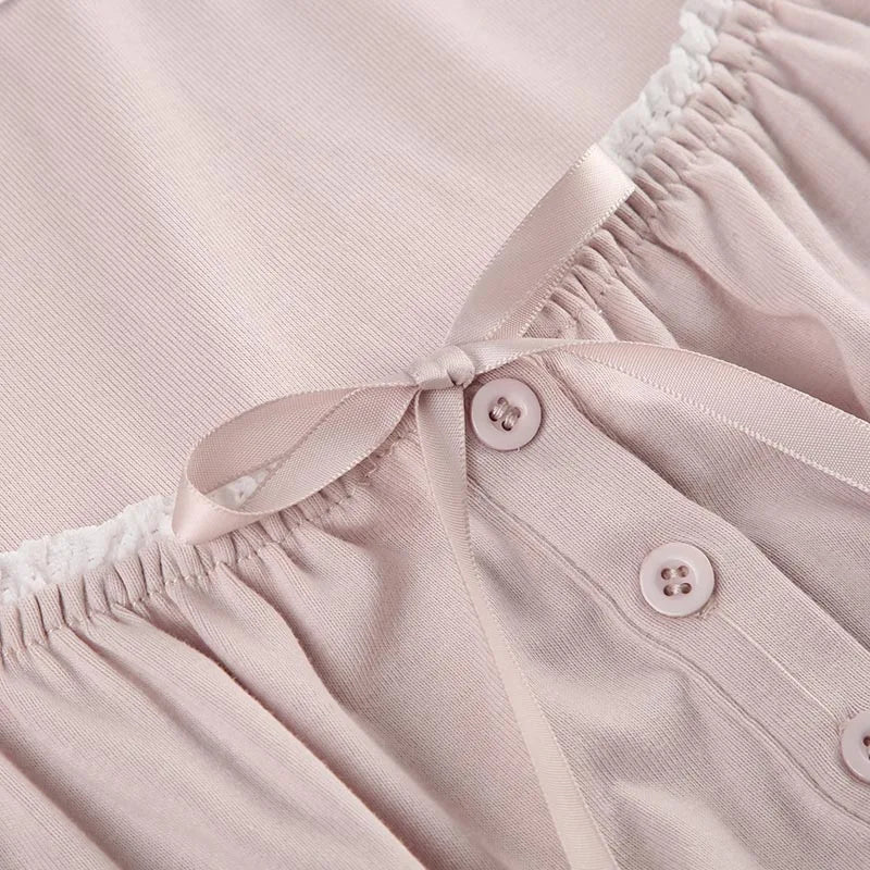 Cute Slim-fitting Contrast Lace Stitching